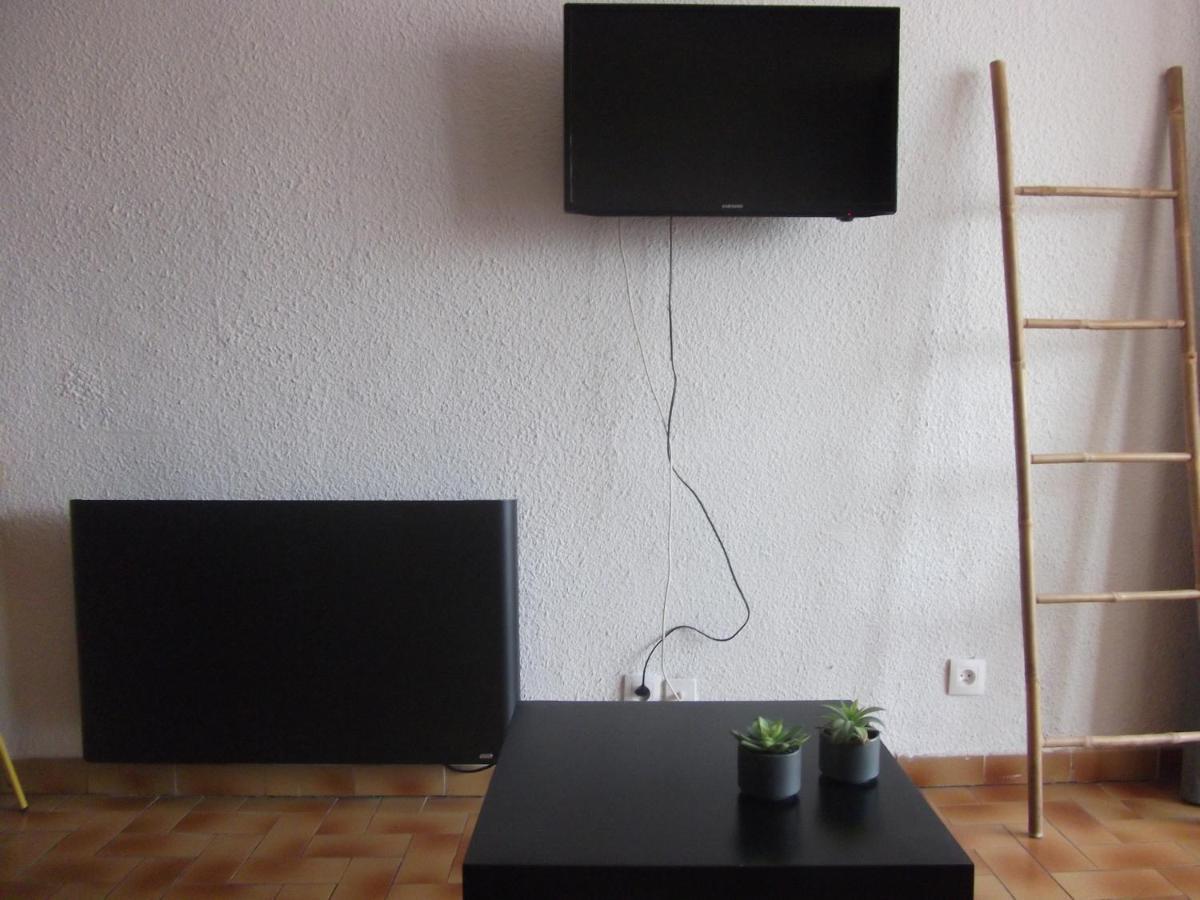 Studio Sur Le Port, Climatisation, Wifi, Piscine, Lave-Linge Gruissan Bagian luar foto