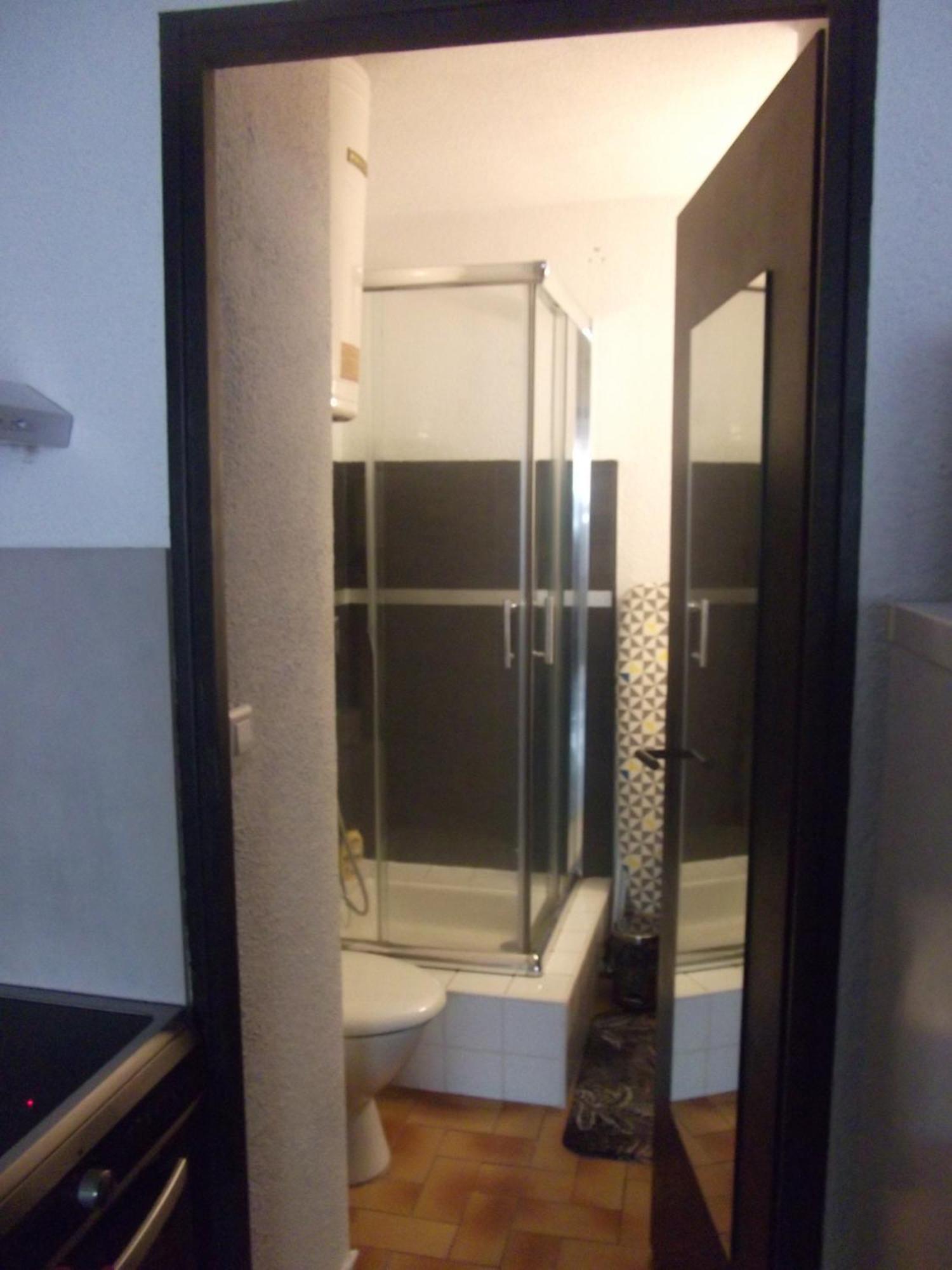 Studio Sur Le Port, Climatisation, Wifi, Piscine, Lave-Linge Gruissan Bagian luar foto